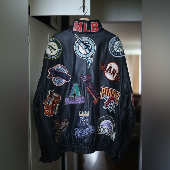 JH Design MLB Patch Real LeatherJacket - Picture 5 of 11